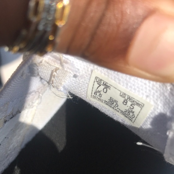 White slip on vans - Picture 5 of 5